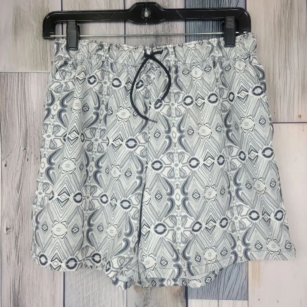 Reel Legends Gray White Abstract Print Shorts Size Medium